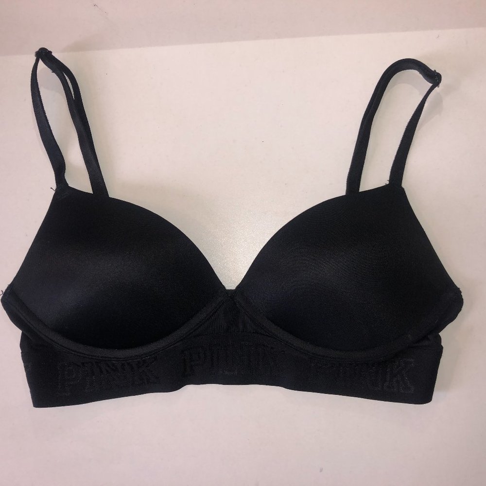 PINK Wear Everywhere Wireless Push Up Bra
